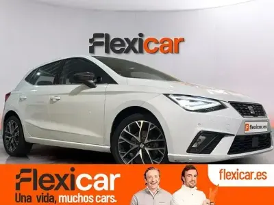 Usado Seat Ibiza XCELLENCE 110 CV (80 kW) 2022 Blanco Utilitario