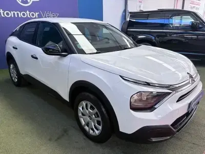 Usado Citroën C4 Live 110 CV (80 kW) 2022 Blanco Berlina