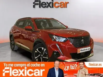 Usado Peugeot 2008 Allure 100 CV (73 kW) 2020 Rojo SUV