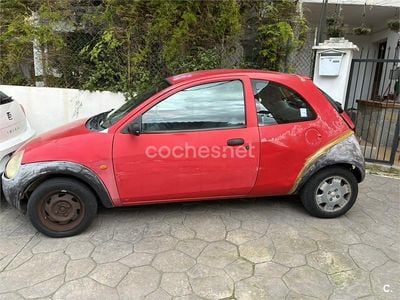 Usado Ford Ka 60 CV (44 kW) 1998 Rojo Utilitario