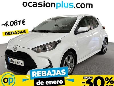 Blanco Usado 2024 Toyota Yaris Hybrid Active Utilitario | 16.537 € (Buen precio)