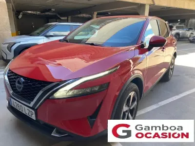 Usado Nissan Qashqai N-Connecta 140 CV (102 kW) 2022 Rojo SUV