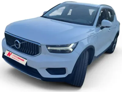 Usado Volvo XC40 Inscription 211 CV (155 kW) 2022 Blanco SUV