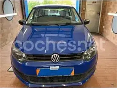 Usado VW Polo Advance 60 CV (44 kW) 2012 Azul Utilitario