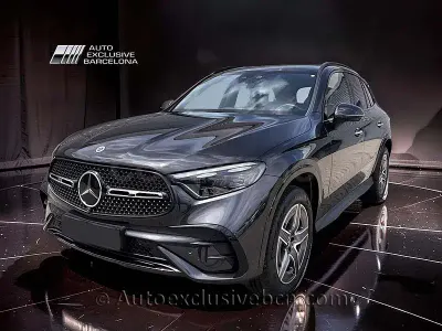 Usado Mercedes GLC300e 313 CV (230 kW) 2023 Gris / plata SUV