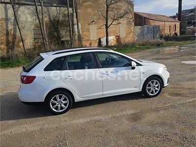 Usado Seat Ibiza ST Copa 90 CV (66 kW) 2012 Blanco Familiar