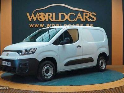 Używany Fiat Doblò 102 KM (75 kW) 2023 Biały Minivan