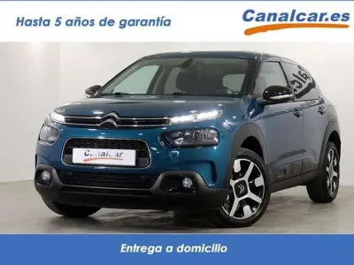 Usado Citroën C4 Cactus PureTech 110 CV (80 kW) 2018 Azul Utilitario