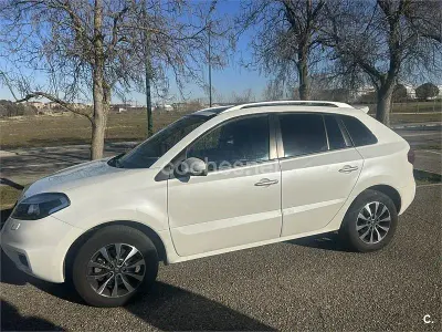 Usado Renault Koleos Dynamique 150 CV (110 kW) 2013 Blanco SUV