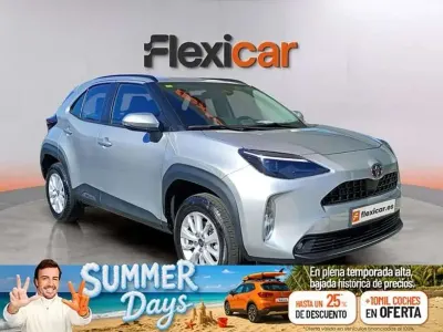 Usado Toyota Yaris Cross Active 116 CV (85 kW) 2025 Gris SUV