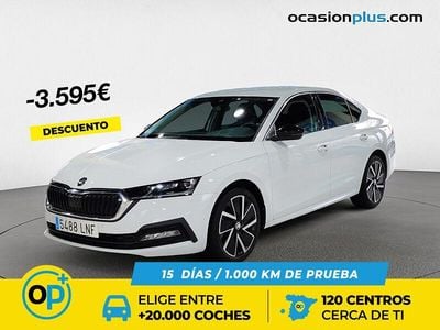 Blanco Usado 2021 Skoda Octavia Ambition Berlina | 19.750 € (Precio justo)