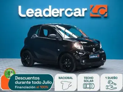 Usado Smart ForTwo Coupé Passion 89 CV (65 kW) 2017 Negro Coupe