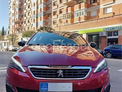 Usado Peugeot 308 GT 180 CV (132 kW) 2017 Granate Berlina