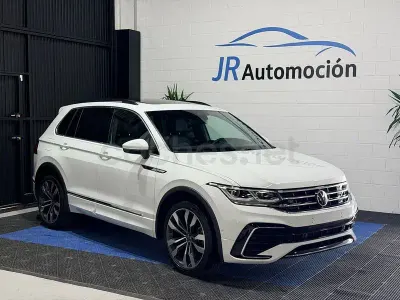 Begagnad VW Tiguan R-line 200 HK (147 kW) 2021 Vit SUV