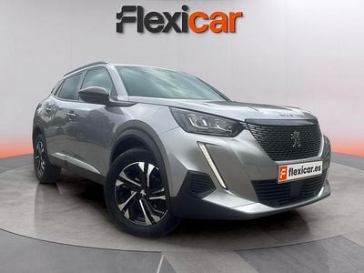 Usado Peugeot 2008 Allure 101 CV (74 kW) 2023 Gris SUV