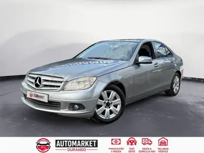 Usado Mercedes C200 136 CV (100 kW) 2010 Gris / plata Berlina