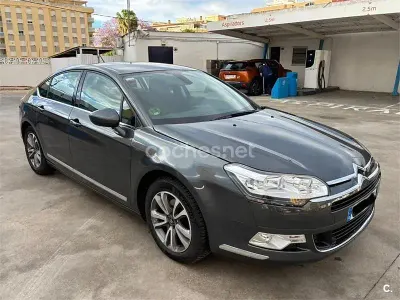 Usado Citroën C5 Feel 150 CV (110 kW) 2017 Gris / plata Berlina