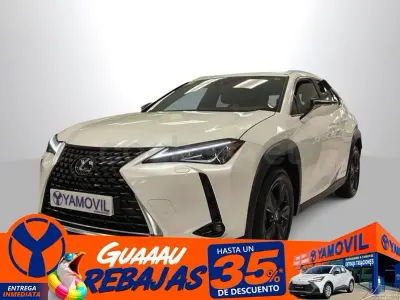 Usado Lexus UX Business Edition 184 CV (135 kW) 2022 Blanco SUV