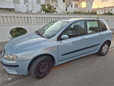 Azul Usado 2002 Fiat Stilo Dynamic Berlina | 1700 € (Precio justo)