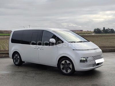 Blanco Usado 2023 Hyundai Staria Monovolumen | 29.990 €