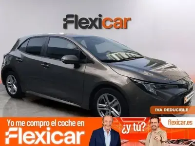 Usado Toyota Corolla Active 122 CV (89 kW) 2022 Verde Berlina