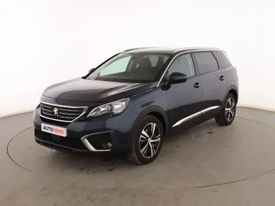 Usado Peugeot 5008 Allure 130 CV (95 kW) 2018 Azul SUV
