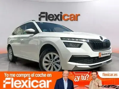 Usado Skoda Kamiq Active 110 CV (80 kW) 2023 Blanco SUV