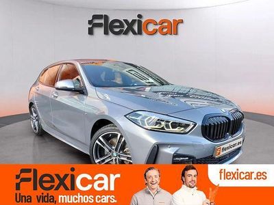 Gris Usado 2024 BMW 118 Utilitario | 27.290 € (Precio justo)