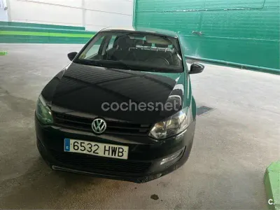 Usado VW Polo Advance 75 CV (55 kW) 2014 Negro Berlina