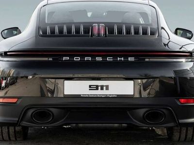 Porsche 911 Carrera