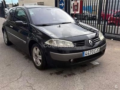 Usado Renault Mégane II Dynamique 120 CV (88 kW) 2003 Negro Berlina