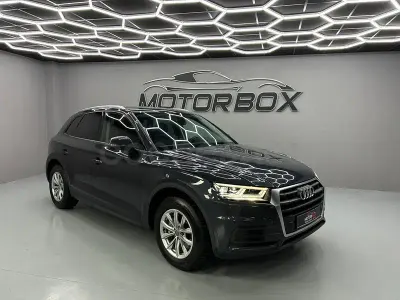 Używany Audi Q5 163 KM (119 kW) 2020 Szary SUV