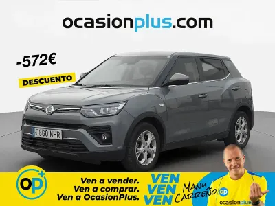 Usado SsangYong Tivoli 128 CV (94 kW) 2023 Gris SUV