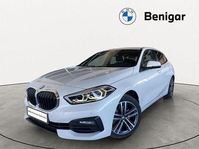 Usado BMW 118 Comfort Edition 150 CV (110 kW) 2021 Blanco Utilitario