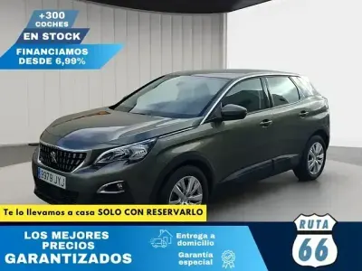 Usado Peugeot 3008 Allure 131 CV (96 kW) 2017 Marrón SUV