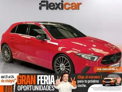 Begagnad Mercedes A180 116 HK (85 kW) 2019 Röd Sedan