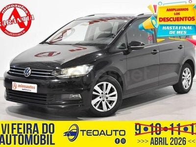 Usado VW Touran Business 116 CV (85 kW) 2020 Negro Monovolumen