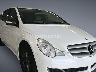 Mercedes R320