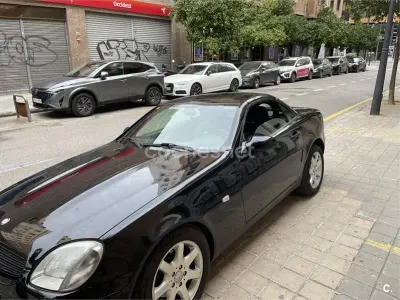 Usado Mercedes SLK200 136 CV (100 kW) 1998 Negro Descapotable