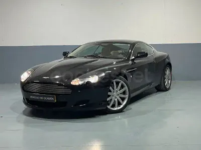 Usado Aston Martin DB9 450 CV (330 kW) 2008 Granate Coupe