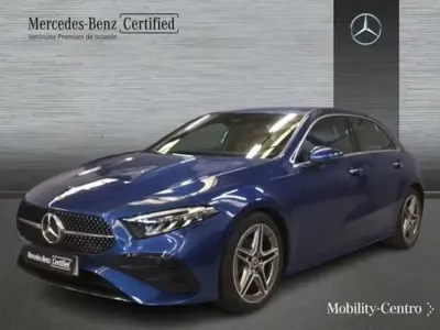 Usado Mercedes A180 109 CV (80 kW) 2024 Azul Utilitario