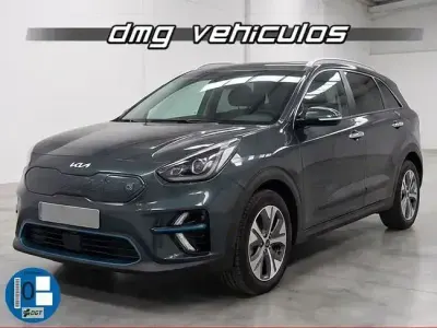 Usado Kia e-Niro 150 kW (204 CV) 2022 Azul SUV