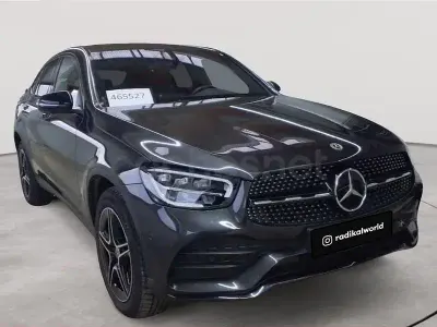 Usado Mercedes GLC300 245 CV (180 kW) 2022 Gris / plata SUV