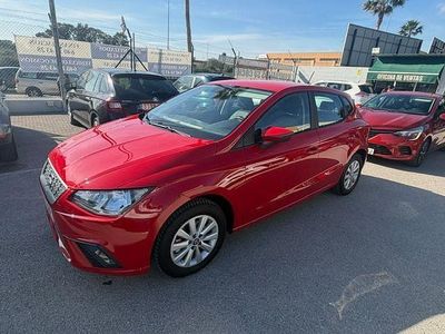 Usado Seat Ibiza Style 110 CV (80 kW) 2021 Rojo Utilitario
