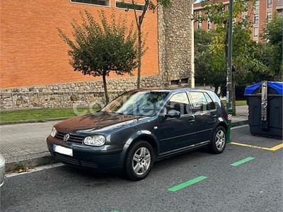 Usado VW Golf IV Advance 110 CV (80 kW) 2002 Gris / plata Berlina
