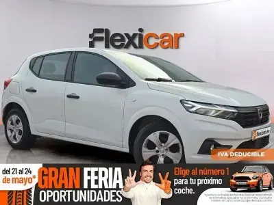 Käytetty Dacia Sandero Essentiel 91 HP (66 kW) 2021 Valkoinen
