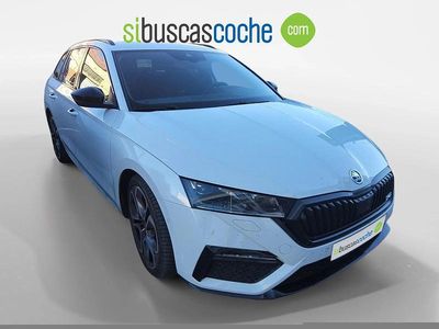Usado Skoda Octavia RS 245 CV (180 kW) 2021 Blanco Familiar