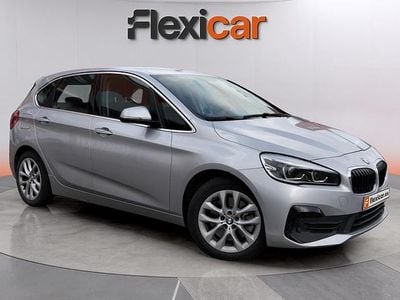 Usado BMW 225 Active Tourer iPerformance 224 CV (164 kW) 2020 Gris Monovolumen