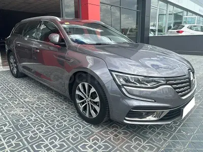 Usado Renault Talisman Business 120 CV (88 kW) 2020 Gris / plata Familiar