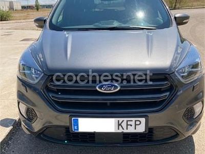 Marrón Usado 2017 Ford Kuga ST-Line SUV | 17.500 € (Un poco caro)